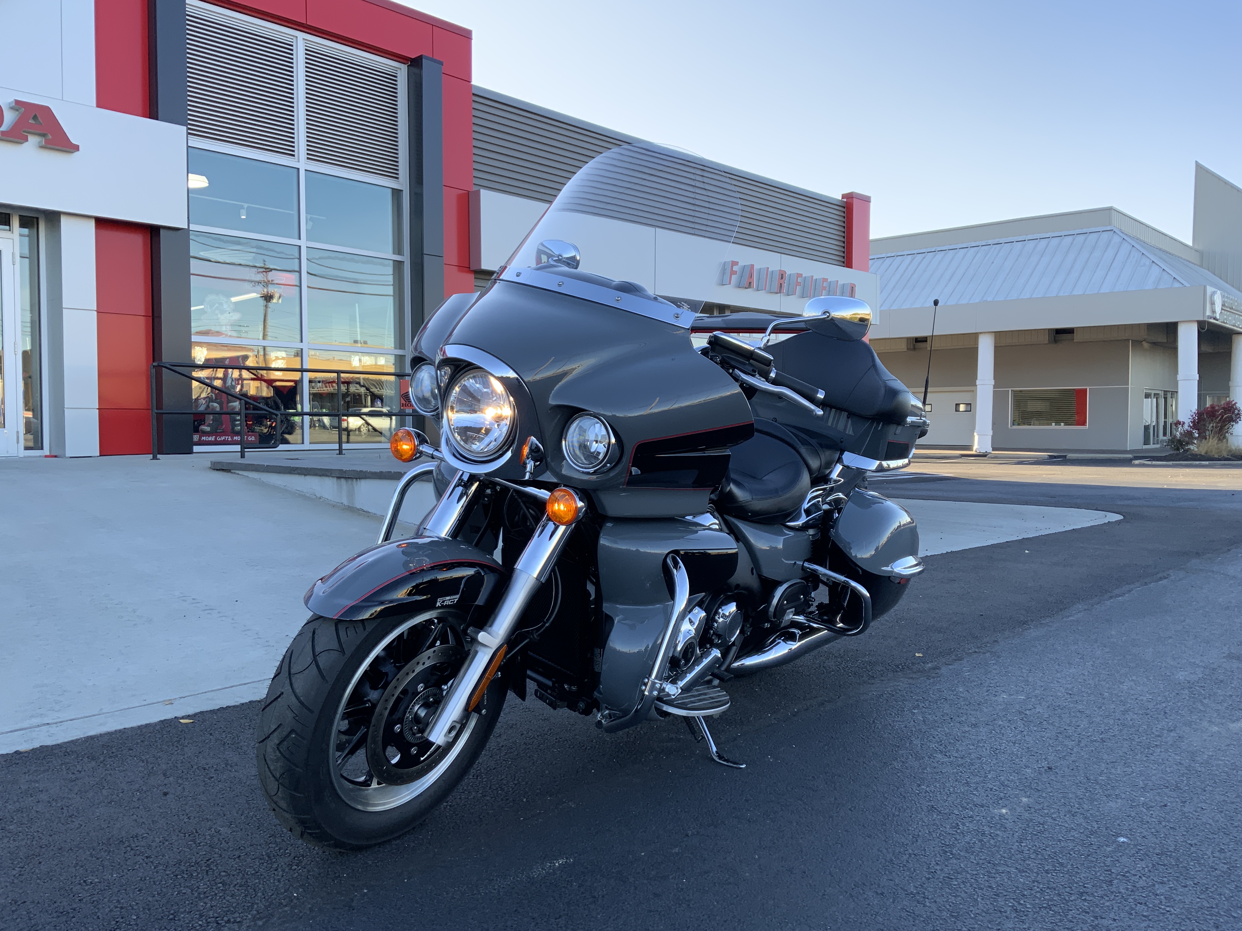 2023 Kawasaki Vulcan® 1700 Voyager® ABS - Photo 4